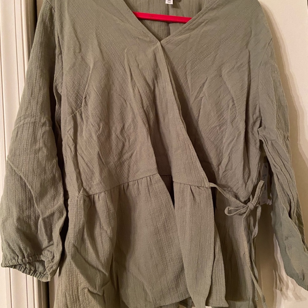 NWT Light Green Tie Around Blouse